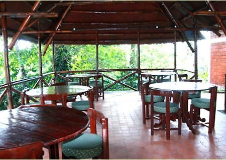 Coffee Acres Plantation Resort Калпетта Экстерьер фото