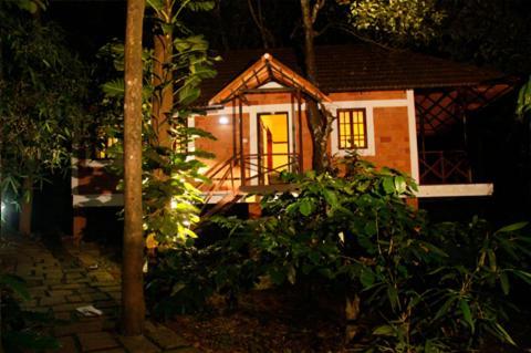 Coffee Acres Plantation Resort Калпетта Экстерьер фото